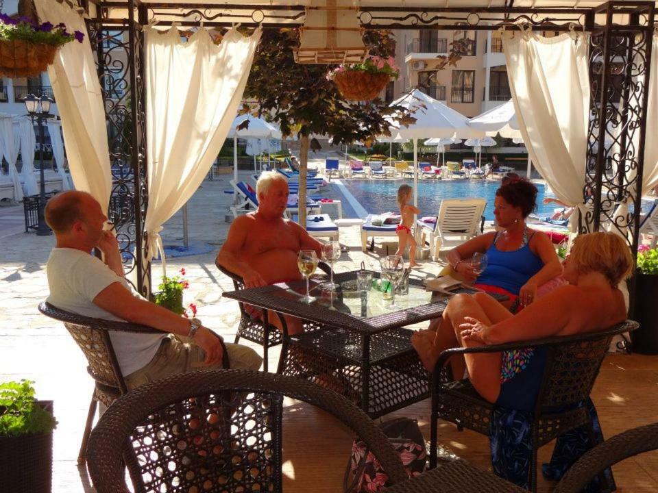 Bendita Mare Family Apartments Aranyhomok Kültér fotó